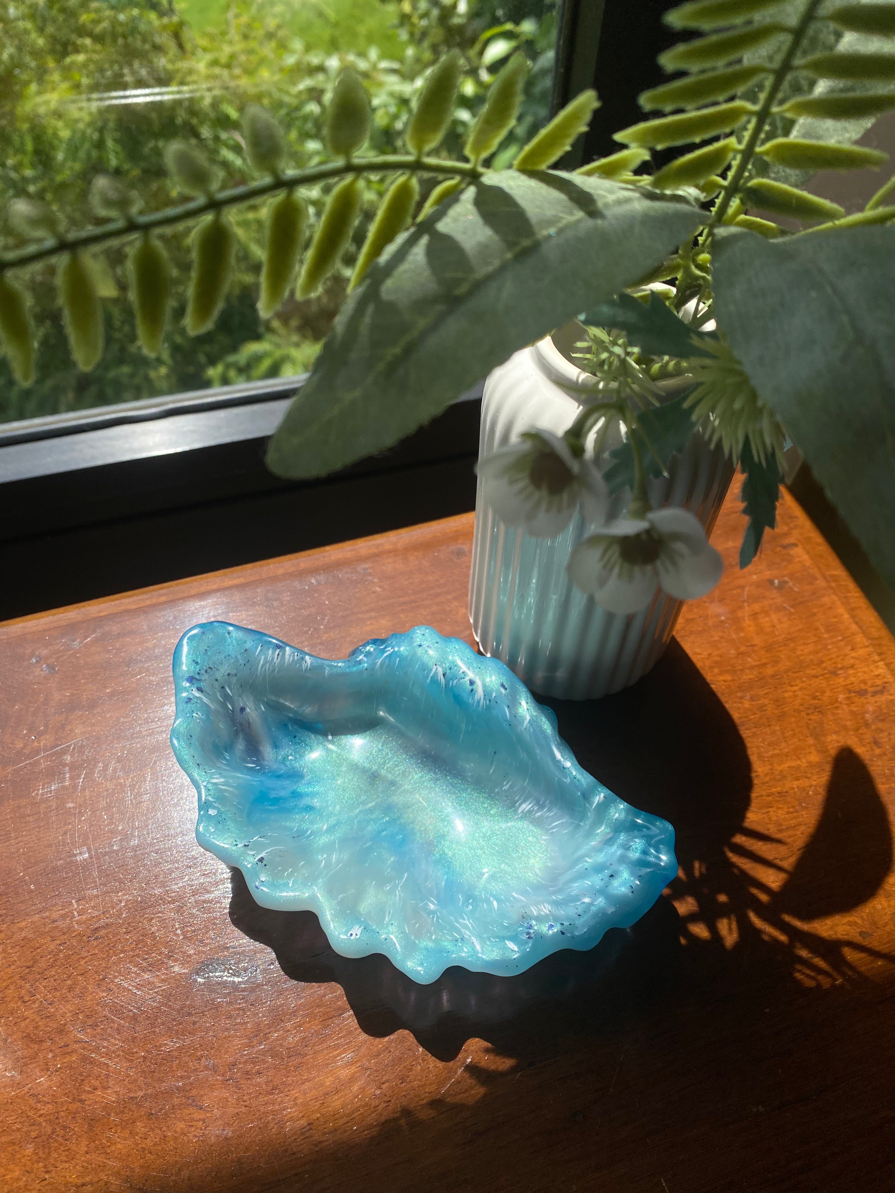 Conch Trinket - Pearl Tide