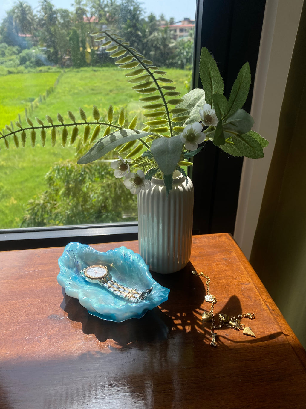 Conch Trinket - Pearl Tide